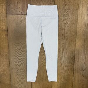 Vuori Ribbed Studio Leggings in Light Gray